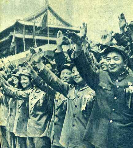 中国人民解放军志愿兵，英勇无畏，忠诚奉献，中国人民解放军志愿兵，英勇无畏，忠诚献身的守护者