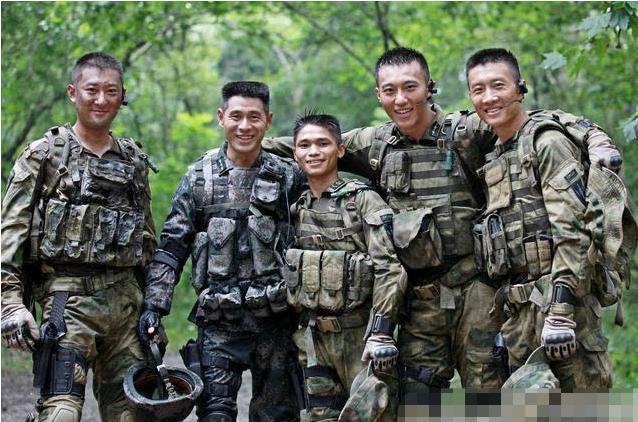 国际特种兵猎人学校毕业，荣耀与挑战的交汇点，国际特种兵猎人学校毕业，荣耀与挑战并存的一刻