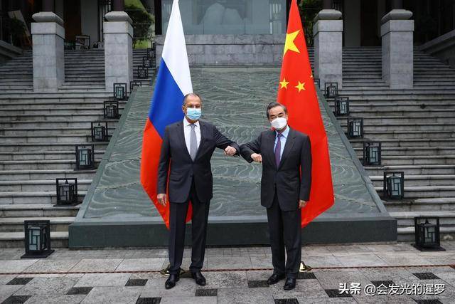 普京突然宣布访华，中俄关系的新篇章，普京访华宣布，中俄关系掀开新篇章