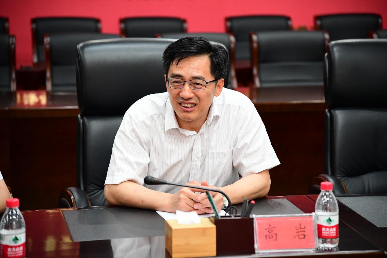 杨杰，空降兵第15军的杰出将领，现在的他在干什么？，杨杰，空降兵第15军杰出将领现状揭秘