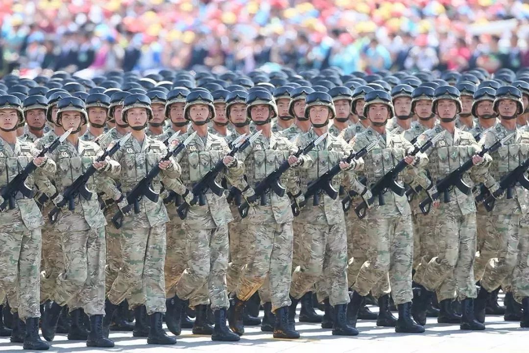 盛大的阅兵盛典，回顾与前瞻——纪念中国2015年阅兵仪式，中国盛大阅兵盛典，回顾与前瞻——纪念中国2015年阅兵仪式风采展示