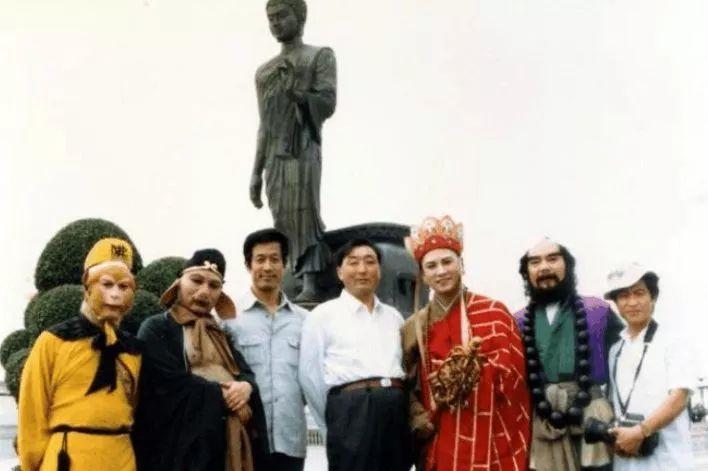 澳门一码一肖一恃一中312期，探索与解读彩票背后的文化现象，澳门彩票背后的文化现象探索与解读，一码一肖一恃一中312期揭秘