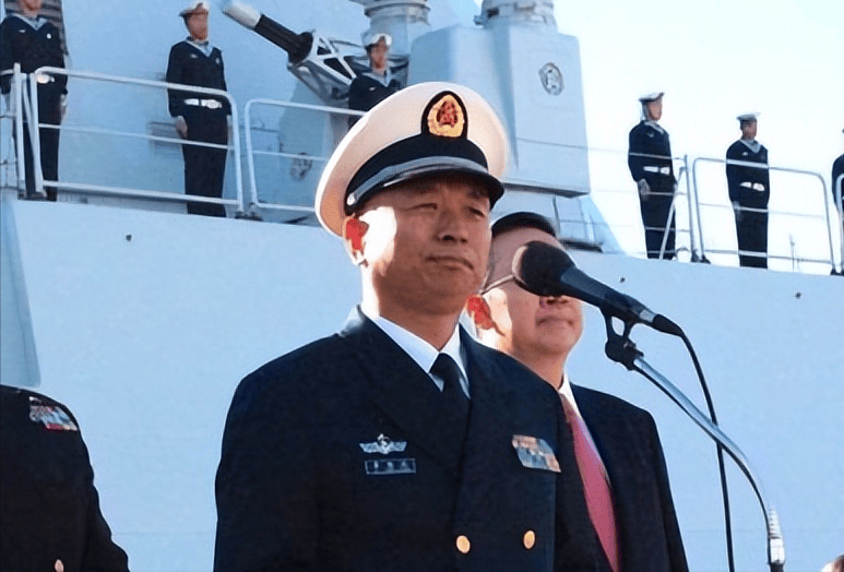 中国东海舰队司令，领航新时代的海上力量，中国东海舰队司令领航新时代的海上力量，展现强大的国防实力