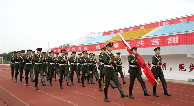 国防军事，新中国成立七十周年的辉煌历程与前瞻展望，新中国成立七十周年国防军事的辉煌历程与前瞻展望