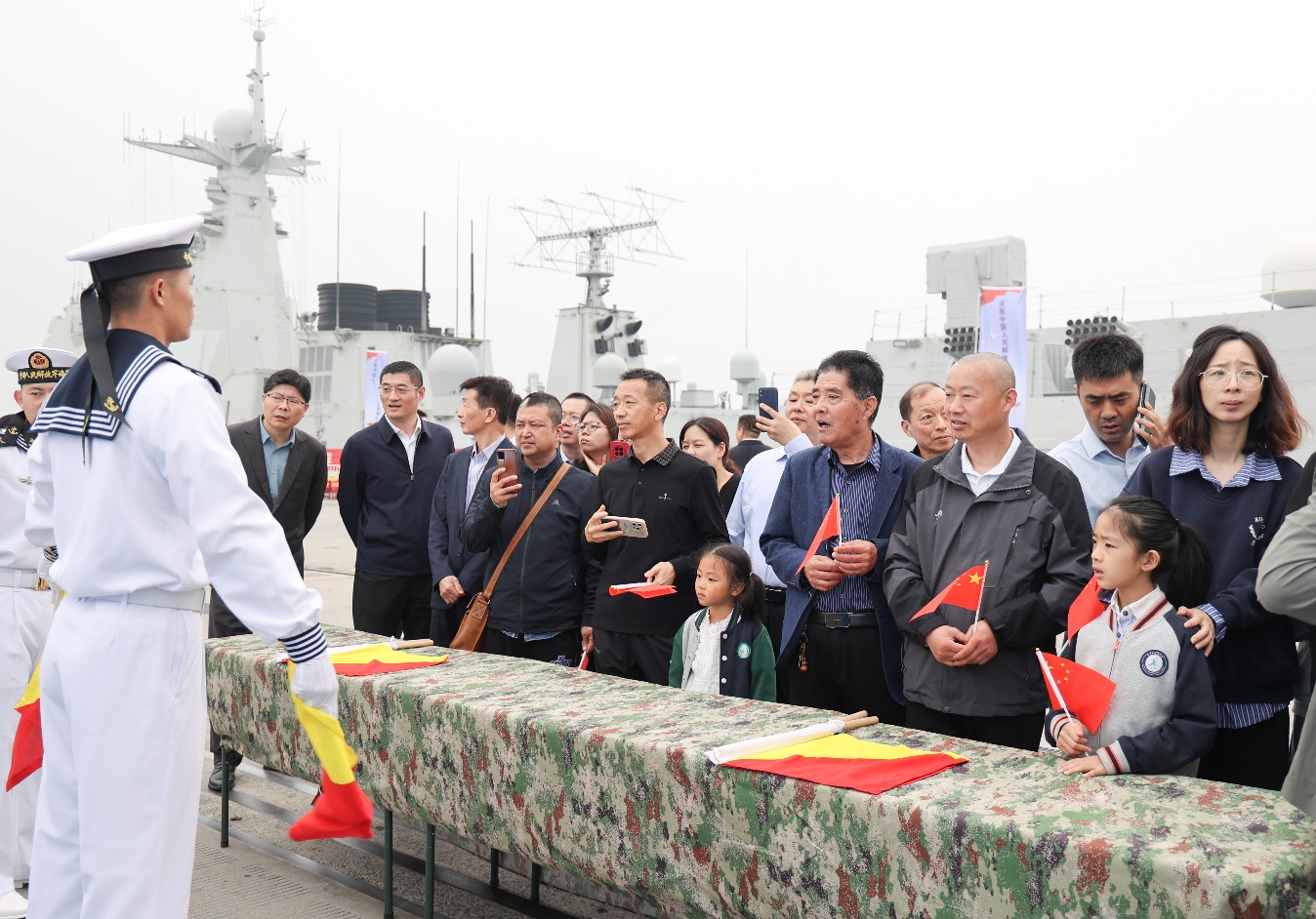 南京军舰参观之旅，探寻海洋强国梦的重要篇章，南京军舰参观之旅，探寻海洋强国梦的关键之旅