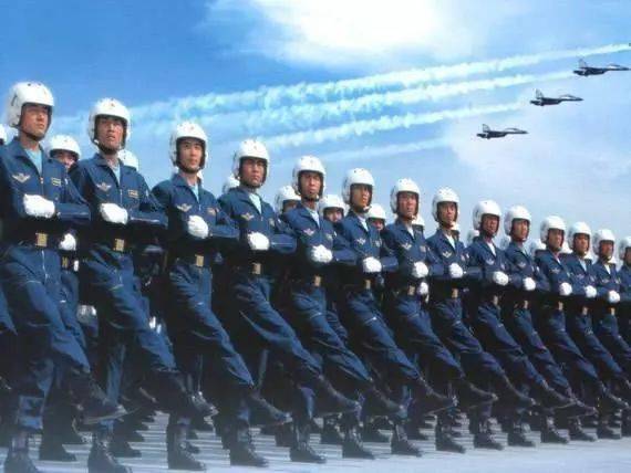 阅兵空军方队少将，荣耀与担当的象征，阅兵空军方队少将，荣耀与责任的象征