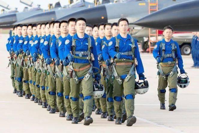 中国空军招兵宣传片，翱翔蓝天，共筑国防之梦，中国空军招兵宣传片，翱翔蓝天，携手共筑国防之梦