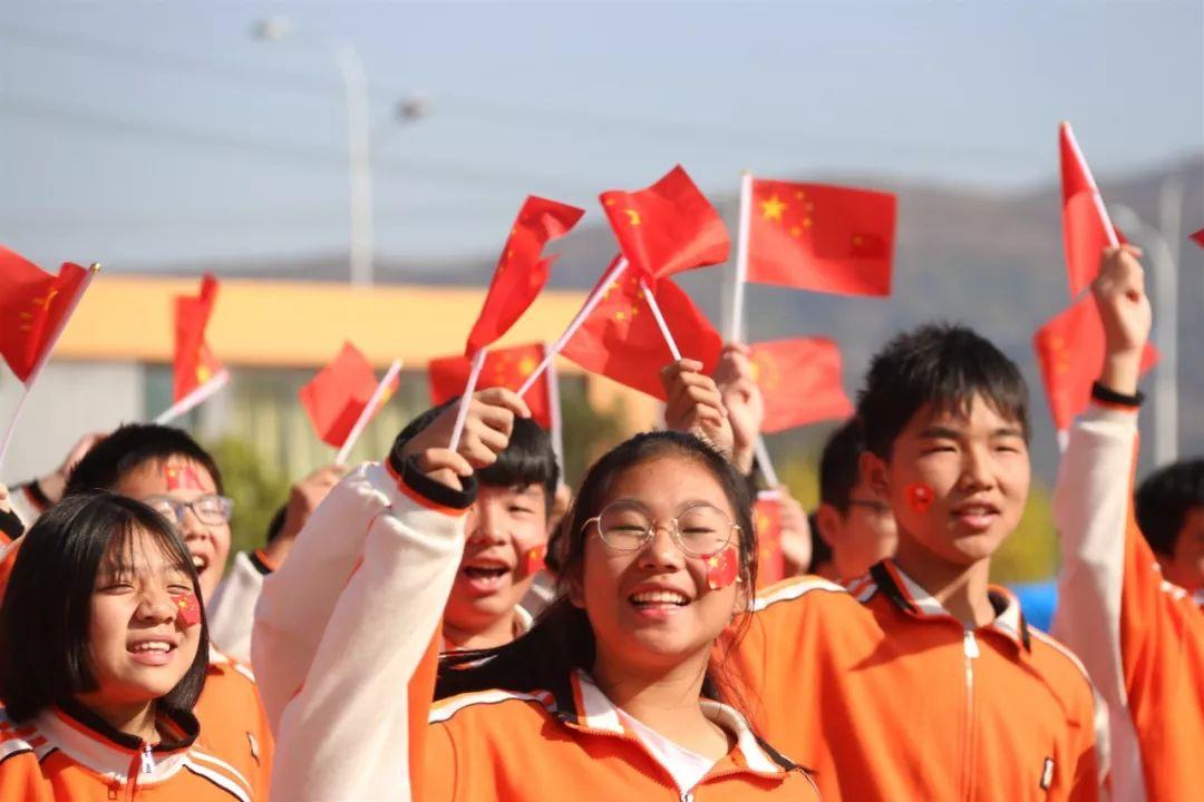 国防军事，国家安全的坚固屏障，国防军事，国家安全的强大屏障