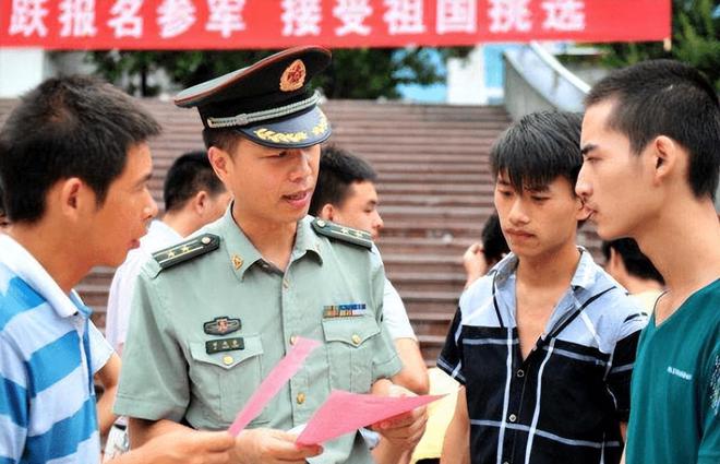 当兵的日常训练是什么，当兵日常训练概览