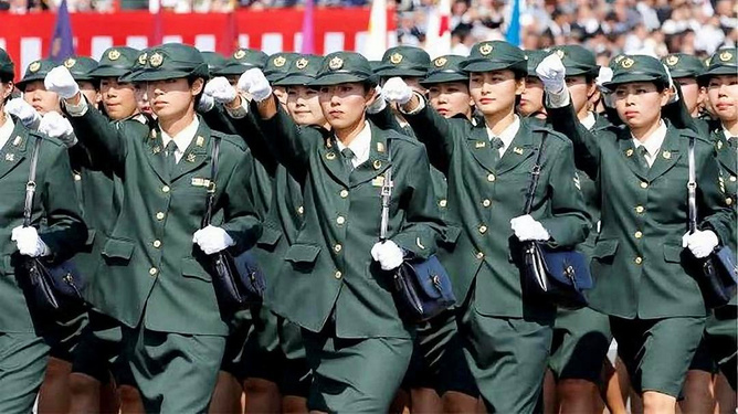 女兵身体检查部位详解，全面解读征兵体检过程，女兵征兵体检详解，身体检查部位与过程全面解读