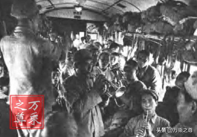 中国人民志愿军战歌二声部，旋律中的英勇与荣耀，中国人民志愿军战歌二声部，英勇与荣耀的旋律