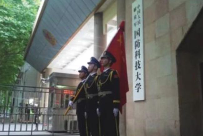 国防大学李莉的出生地之谜,探寻英雄背后的故事,国防大学李莉出生地揭秘,探寻英雄背后的传奇故事