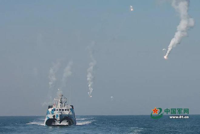 探究中国海军的杰出力量，022型导弹快艇吨位分析，中国海军的杰出力量，揭秘022型导弹快艇吨位分析