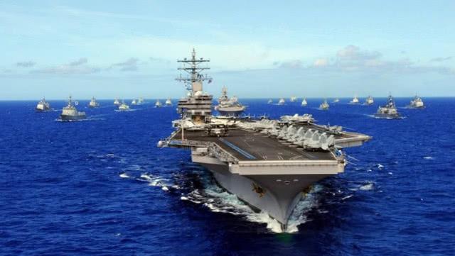 航母排水量解析,多少吨水?,航母排水量深度解析,究竟能排多少吨水?