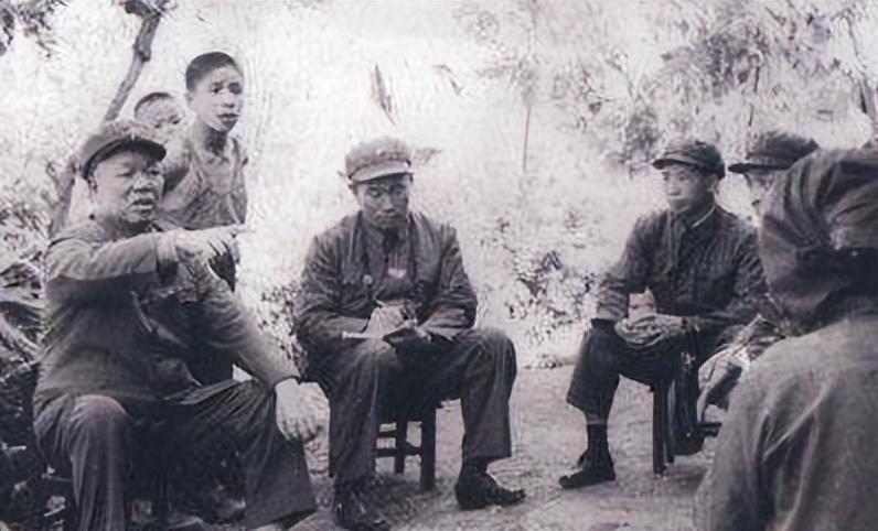 海南岛战役中的韩先楚，英勇无畏的指挥巨擘，韩先楚在海南岛战役中的英勇指挥巨擘