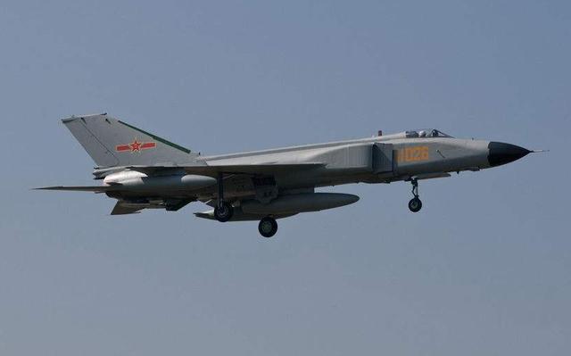 歼-8发展史，中国空军战斗机的辉煌历程，歼-8发展史，中国空军战斗机的辉煌之旅