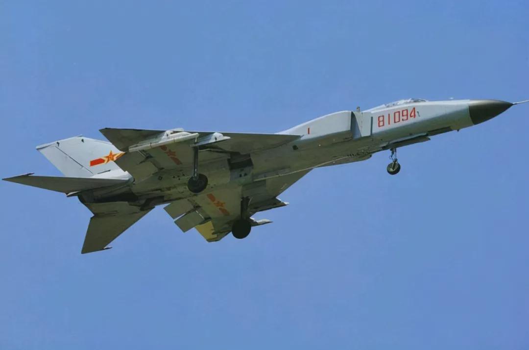 歼8到底怎么样？深度解析中国空军的主力战机，深度解析，歼8在中国空军的主力战机地位如何？