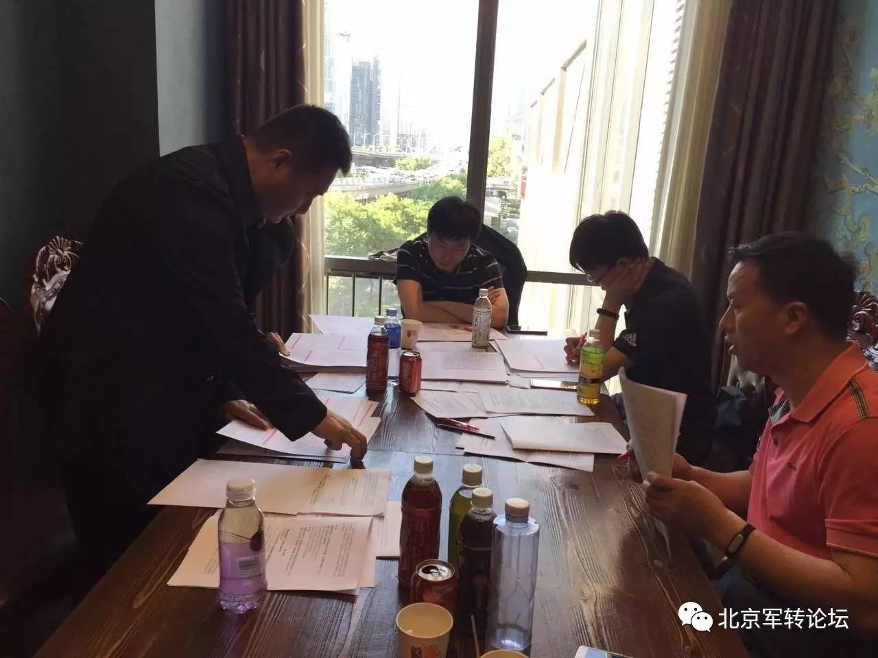 军转论坛热议加薪，探讨军队薪酬体系改革的重要性与前景，军转论坛热议薪酬改革，军队薪酬体系改革的重要性与前景探讨