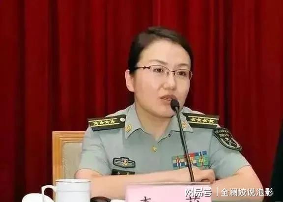 国防大学李莉的照片,探索一位女军人的风采与故事,国防大学李莉,女军人的风采与故事探索