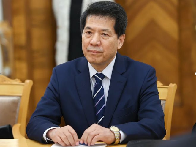 李辉舰长，英勇无畏的领航者，李辉舰长，英勇领航者
