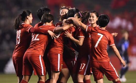 中国最新消息女子百米接力，闪耀赛道上的速度与激情，中国女子百米接力闪耀赛道，速度与激情的较量