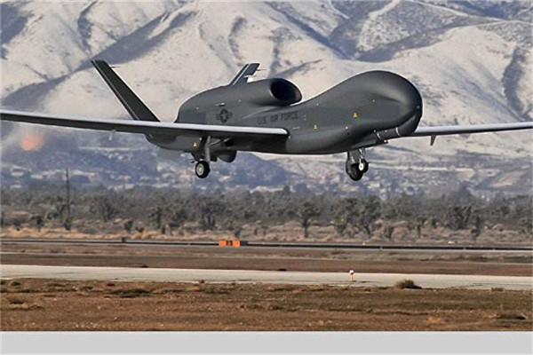 The Global Hawk Unmanned Aerial Vehicle: A Pioneering Tool for Modern Surveillance and Intelligence，Global Hawk无人机，现代监控与情报领域的先锋工具