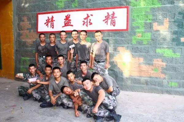 新兵成老兵，军旅生涯中的蜕变之路，军旅生涯中的蜕变，新兵成长为老兵的历程
