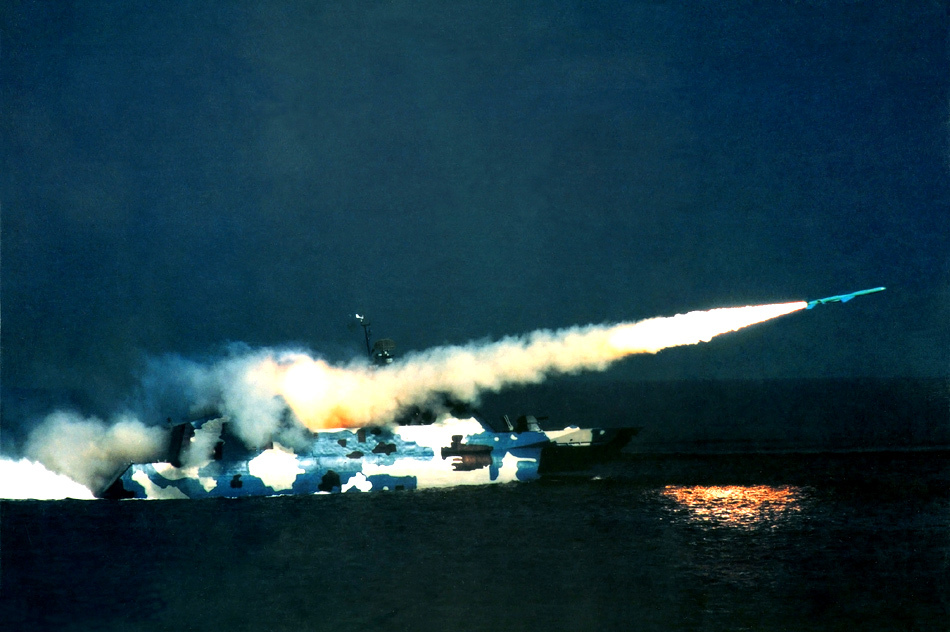 鹰击长空,鹰击-100反舰导弹的速度之美,鹰击长空,鹰击-100反舰导弹的速度魅力