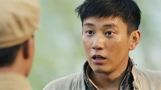 社会小混混都去当兵了，一种现象背后的深度解读，社会小混混选择入伍背后的深度解读，军队成为改变人生的新起点
