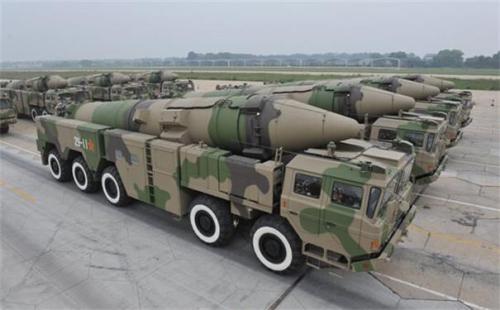 东风导弹,中国国防力量的骄傲,东风导弹,中国国防力量的坚实骄傲