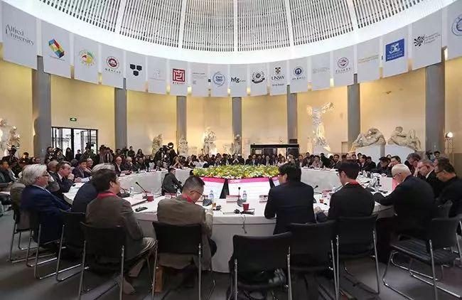 美国西部精神的内涵与外延，美国西部精神的内涵与外延解析