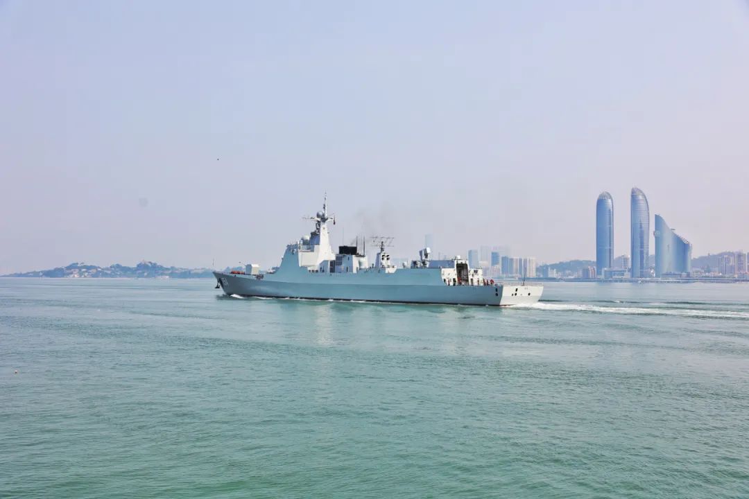 厦门军舰，展现中国海军力量的重要标志，厦门军舰，中国海军力量的重要象征