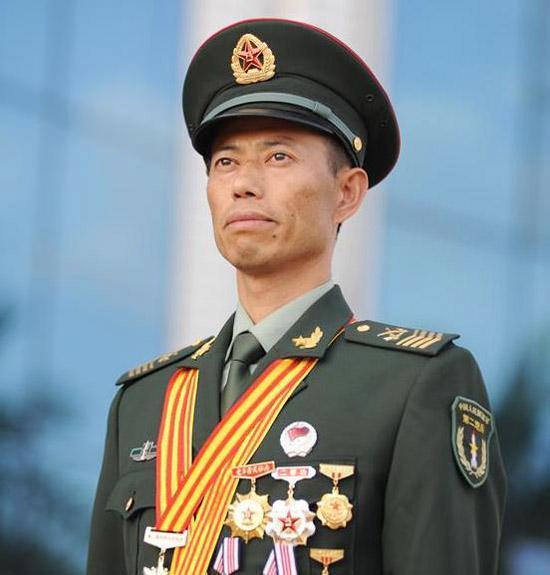 八一勋章获得者，荣耀背后的故事与信仰的力量，八一勋章获得者，荣耀背后的故事与信仰的力量闪耀时代之光