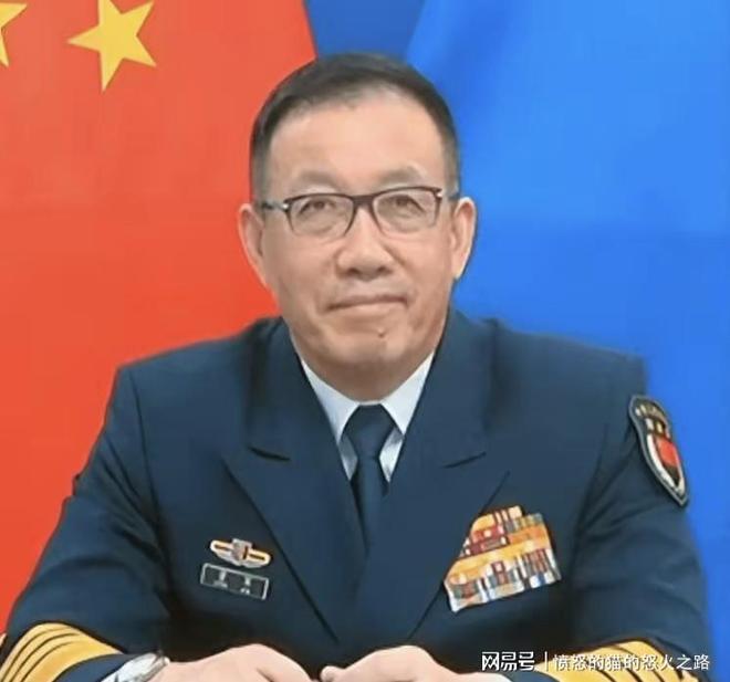 我国新任防长简历揭秘，卓越军事生涯的辉煌篇章，我国新任防长简历揭秘，卓越军事生涯的辉煌篇章概览