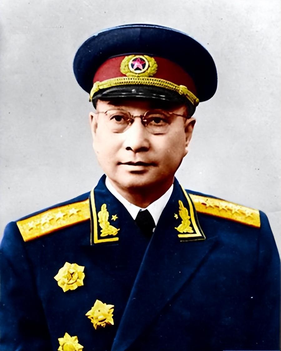 国防大学校长历任校长名字及其贡献，国防大学历任校长及其贡献概览