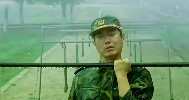 丁晓兵，一位传奇人物的消失与重塑，丁晓兵，传奇人物的消失与重塑之路
