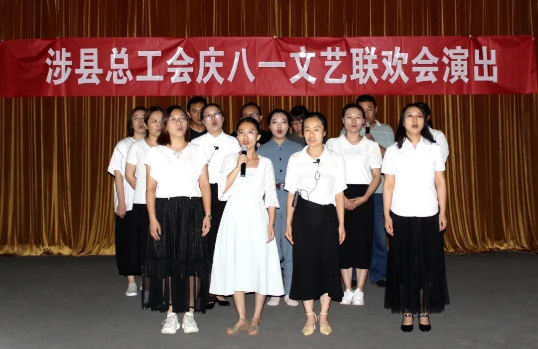 幼儿合唱中国人民志愿军军歌，传承英雄精神，播种爱国情怀，幼儿合唱中国人民志愿军军歌，传承英雄精神，播种爱国情怀的种子