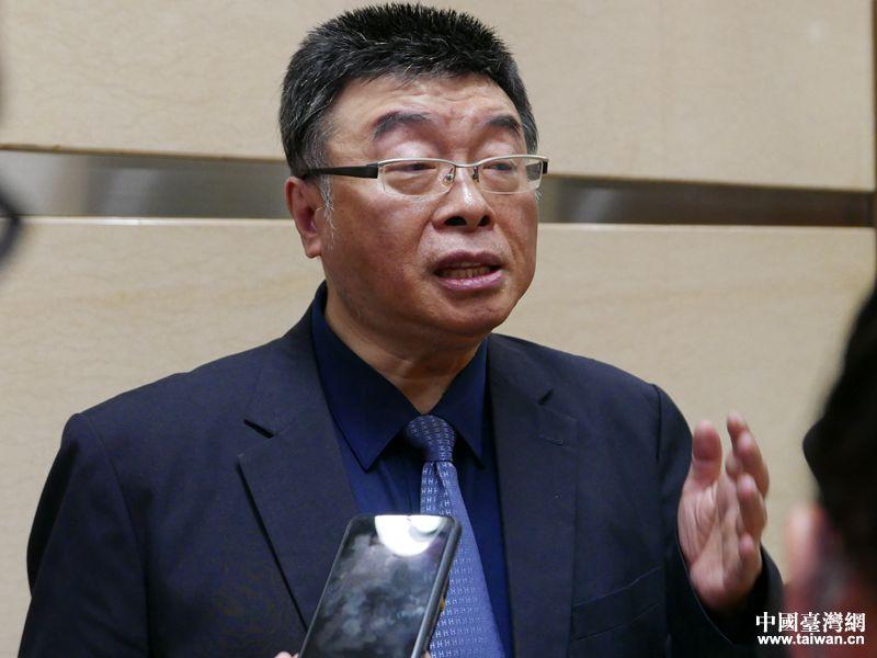 海峡两岸邱毅今日新闻聚焦，海峡两岸邱毅今日新闻热点解析