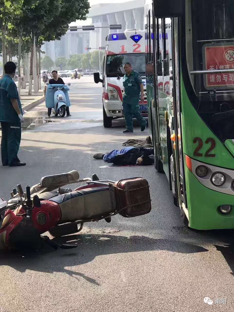 昨天哪里出了交通事故，深度探究事故背后的原因与应对之策，昨天交通事故深度解析，事故原因探究与应对策略