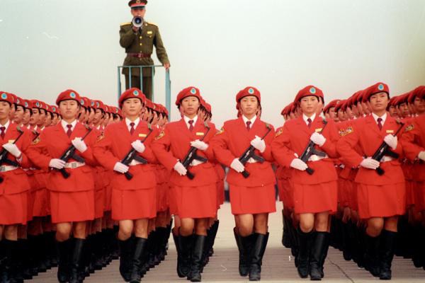 中国女兵方队阅兵仪式，荣耀与力量的展现，中国女兵方队阅兵仪式，荣耀与力量的璀璨展现