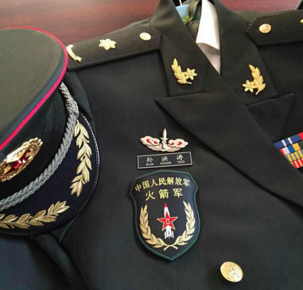 火箭军军服标志，荣耀的象征与力量的展现，火箭军军服标志，荣耀与力量的象征