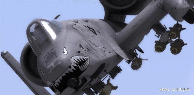 A-10攻击机与暴君的对决，空中力量的较量，A-10攻击机与暴君的空中对决，空中力量较量揭秘