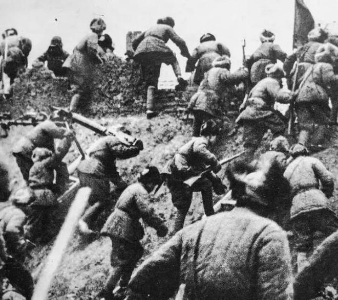 四大野战军兵力，历史视角下的战略力量分析，四大野战军兵力，历史视角下的战略力量深度剖析