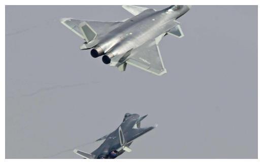 安徽上空战斗机的壮丽瞬间，安徽上空战斗机的壮丽瞬间，空中力量的震撼展示