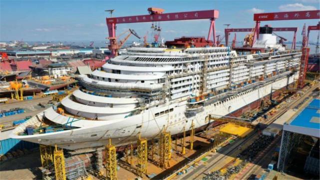 中国有三大航空母舰,辽宁舰、山东舰与福建舰,中国三大航空母舰,辽宁舰、山东舰与福建舰的荣耀之旅