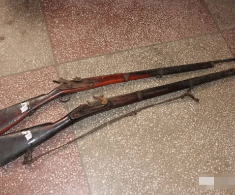 自制最简单防身武器，保护自己的安全与权益，自制简易防身武器，守护个人安全与权益