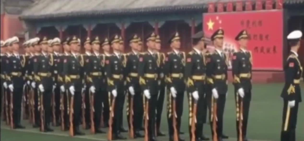 三军仪仗队报告词视频，荣耀与责任，三军仪仗队的荣耀与责任，报告词视频