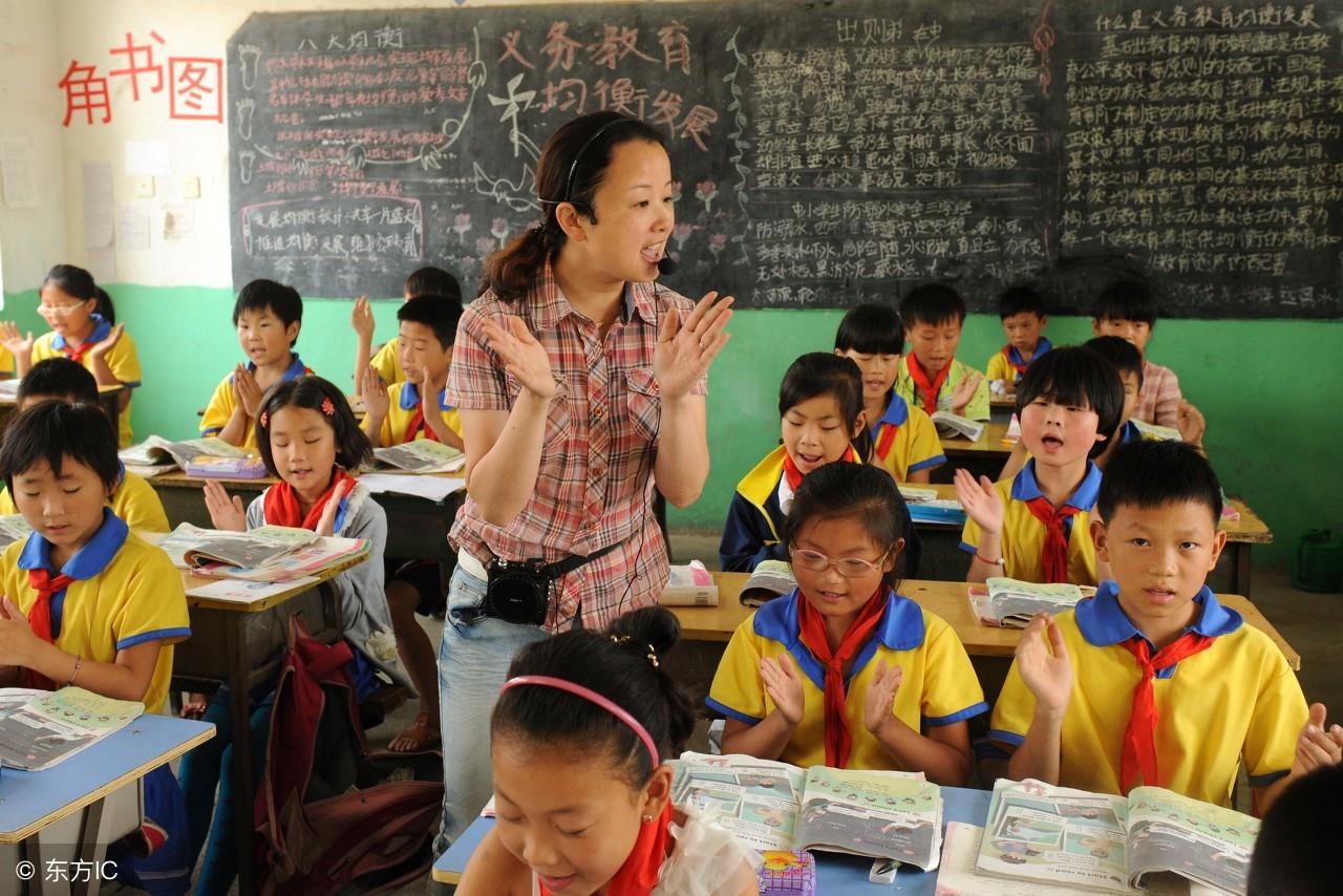 中国女标兵照片,展现时代风采的杰出女性,中国女标兵照片,时代风采杰出女性的闪耀瞬间