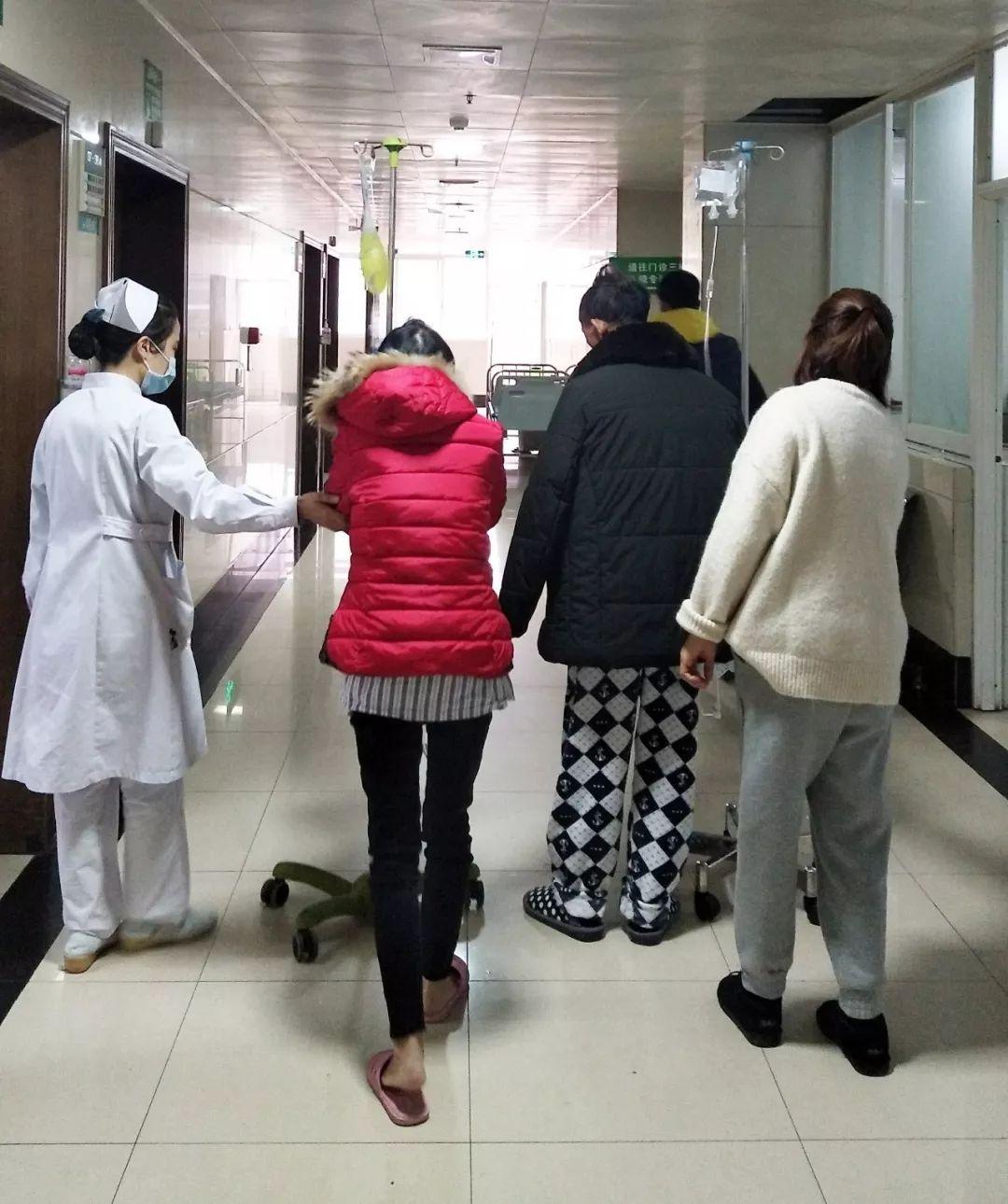 中国女标兵照片,展现时代风采的杰出女性,中国女标兵照片,时代风采杰出女性的闪耀瞬间