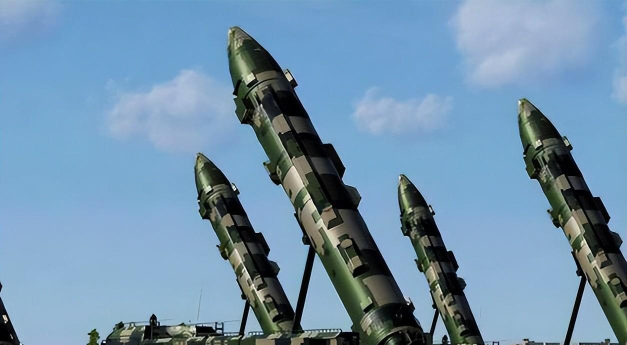 东风-40导弹，揭示中国现代化军事力量的核心力量，东风-40导弹，中国现代化军事力量的核心支柱